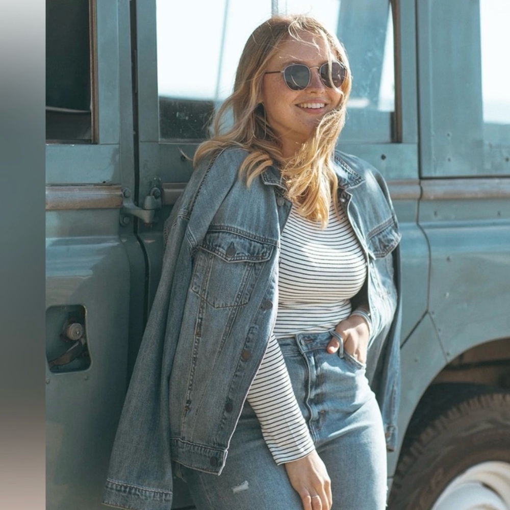 Carly Jean Los Angeles Blue Denim Jacket